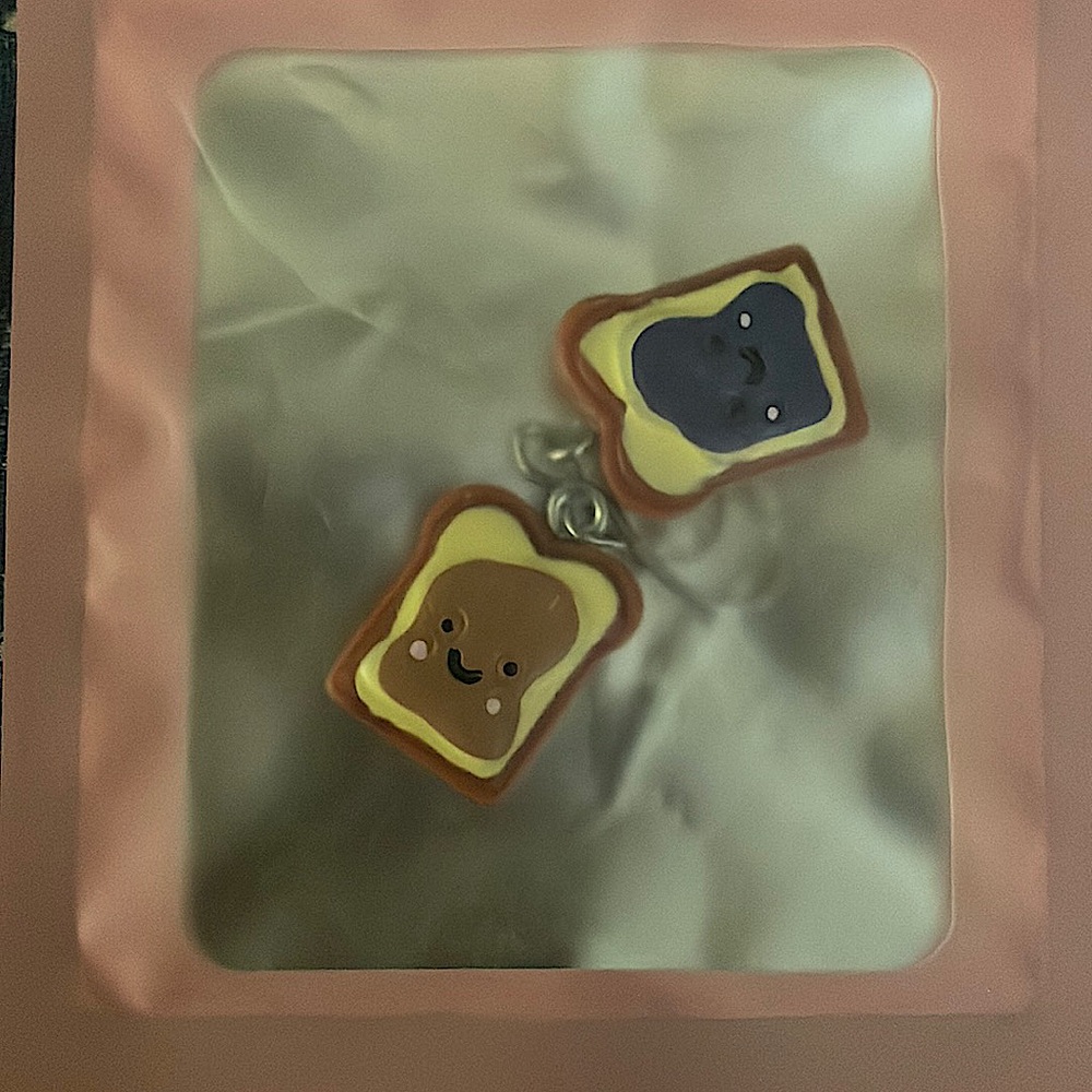 Peanut butter & Jelly Earings
